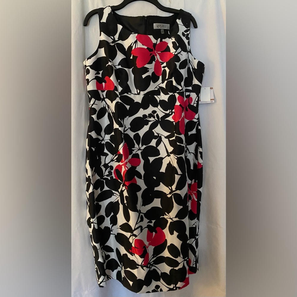 Floral sheath style dress